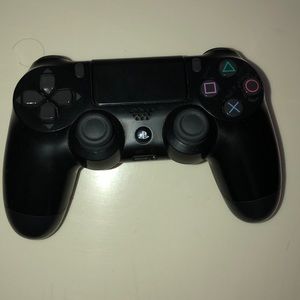 PS4 controller